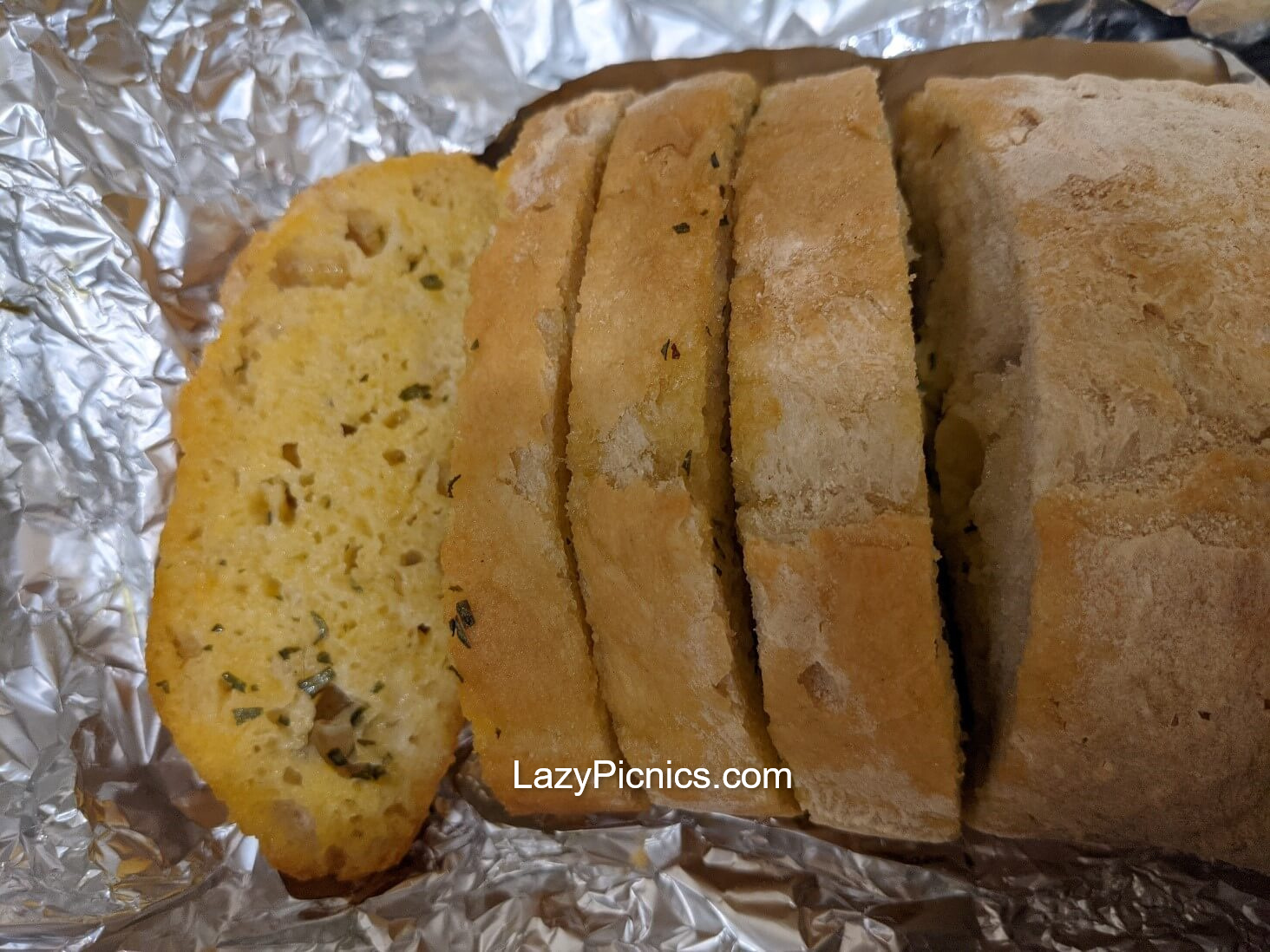Garlic bread for a picnic.