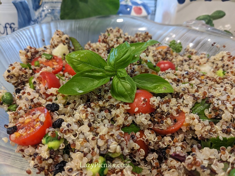 Picnic salad with quinoa2